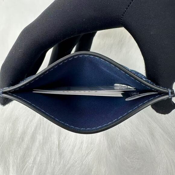 coach Slim Id Card Case With Quilting In Denim & Leather NWT CAT70 - Picture 4 of 5